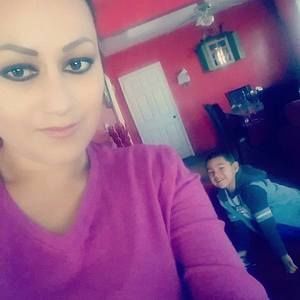 Meet your Posher, Nidia